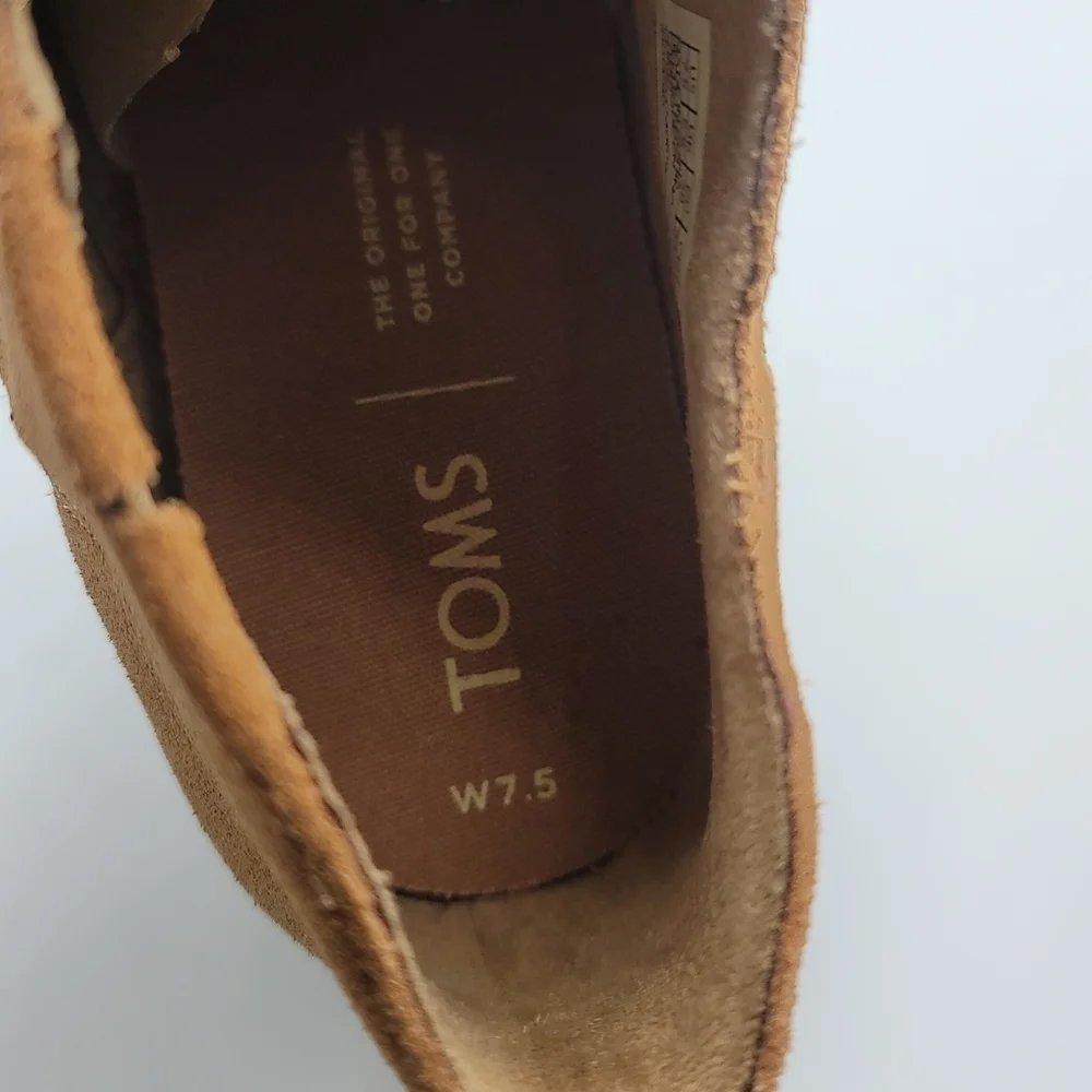 Toms Leilani Carmel brown suede bootie size 7.5